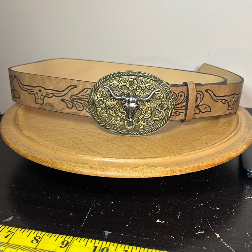 Embossed Western Belt with Longhorn Buckle Tan Faux Leather Rodeo Style READ
